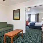 Fairfield & By Marriott