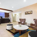 Fairfield & By Marriott 3* Santa Fe