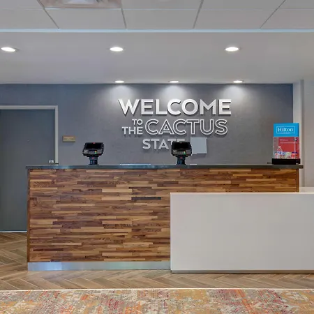 Hotel Fairfield & By Marriott