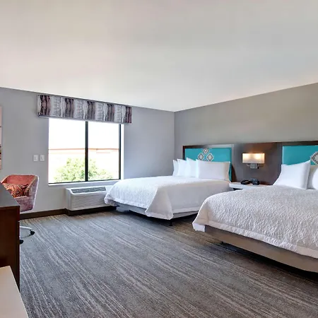 Hotel Fairfield & By Marriott