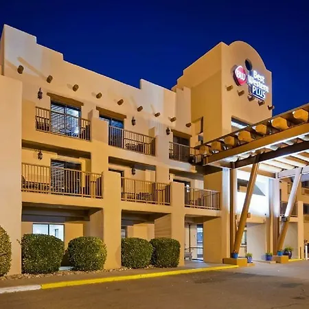 Fairfield & By Marriott 3*