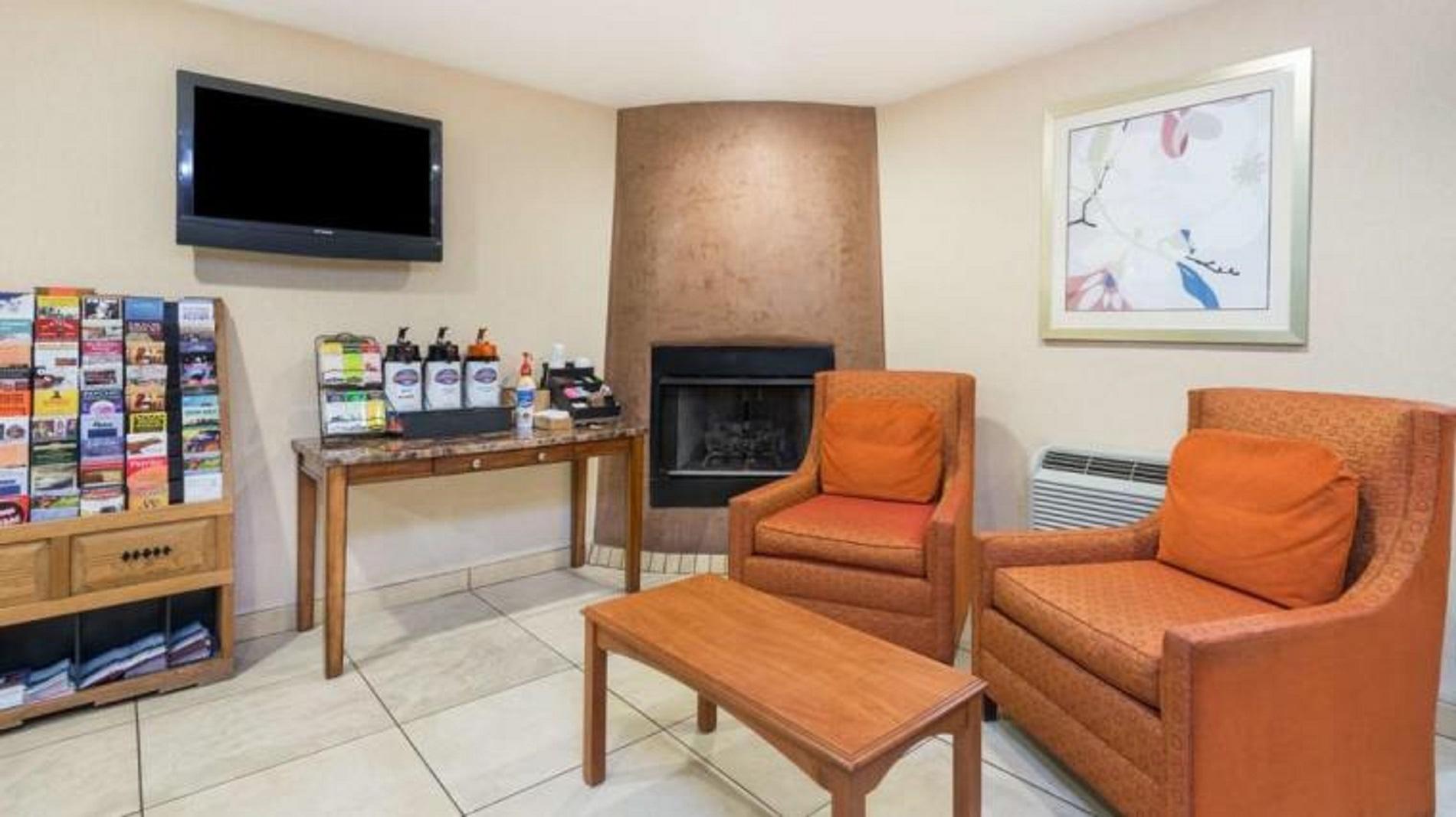 Hotel Fairfield & By Marriott