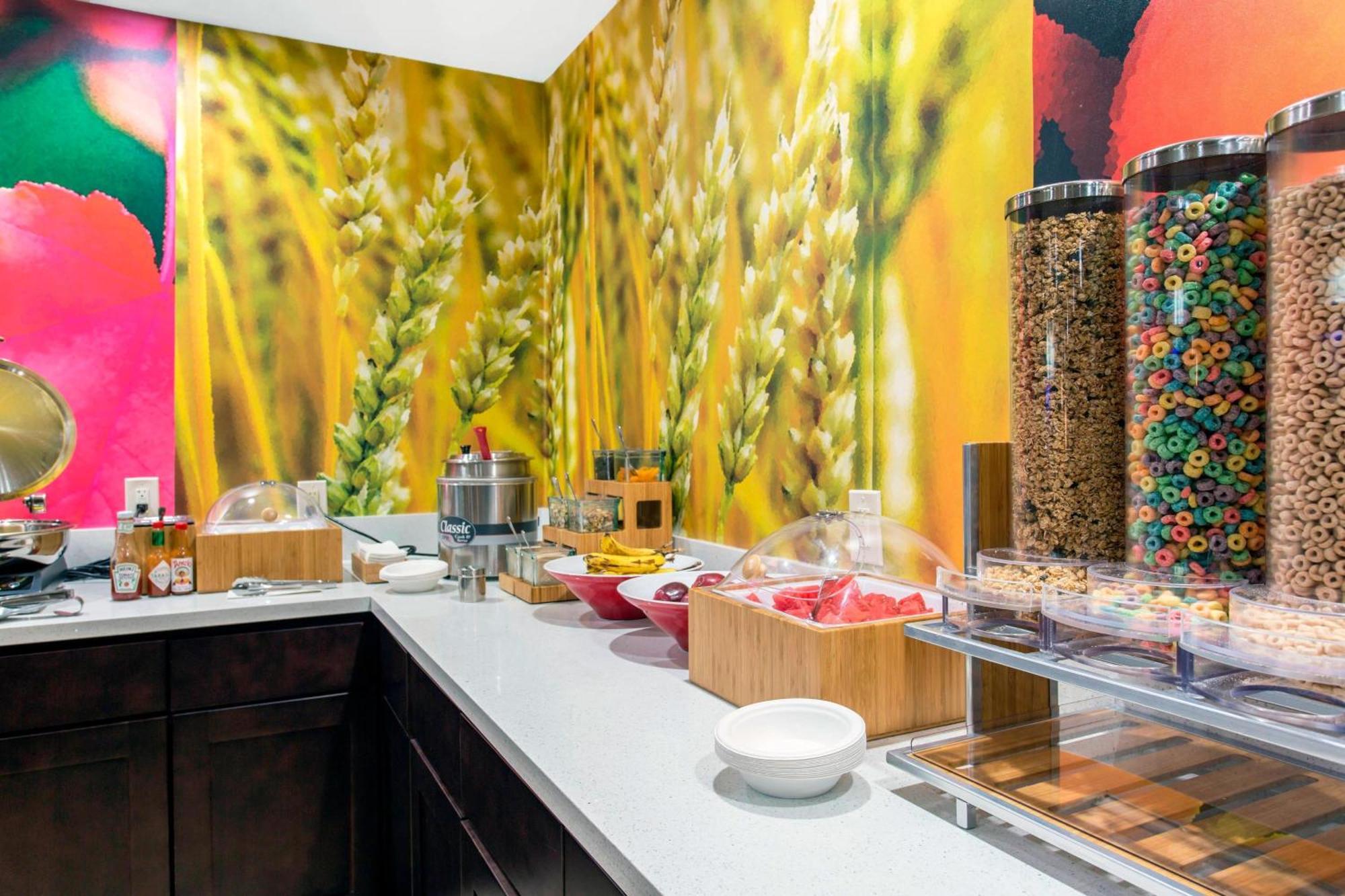 Fairfield & By Marriott Hotel 3*