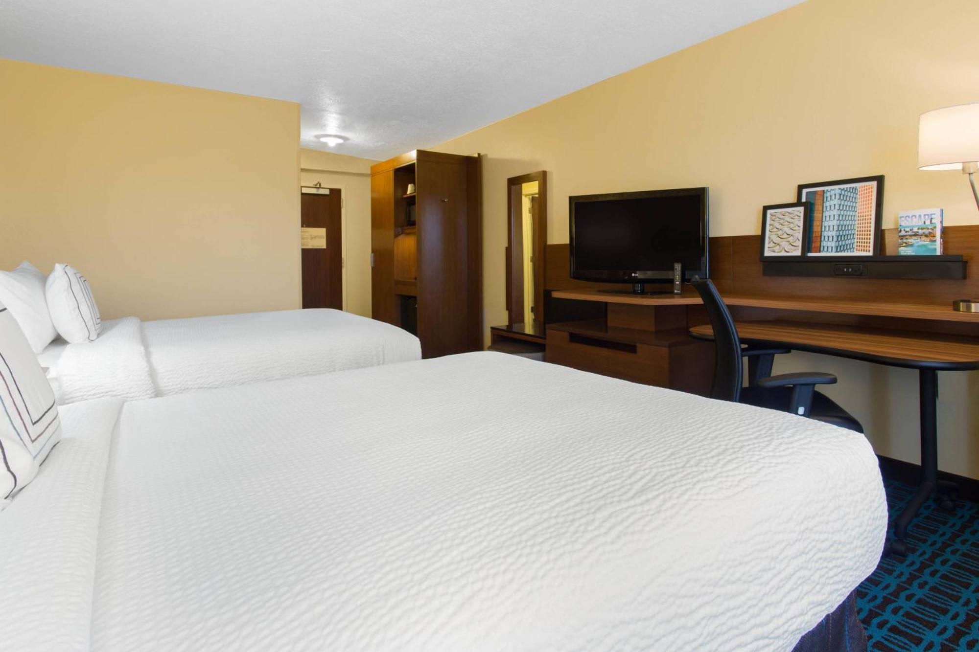 Hotel Fairfield & By Marriott 3*